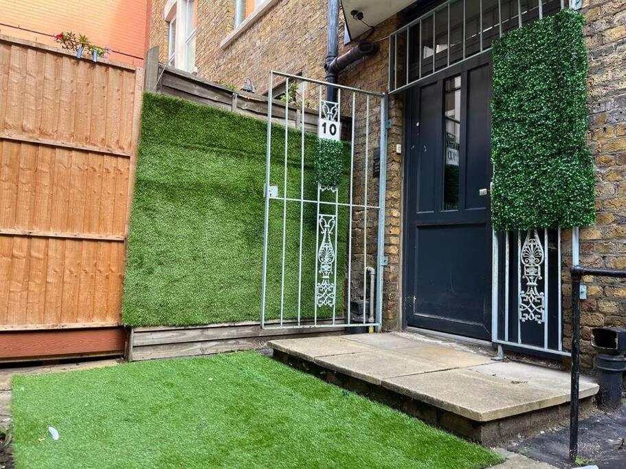 Tree Studio Apartment Barbican F3 London Ngoại thất bức ảnh